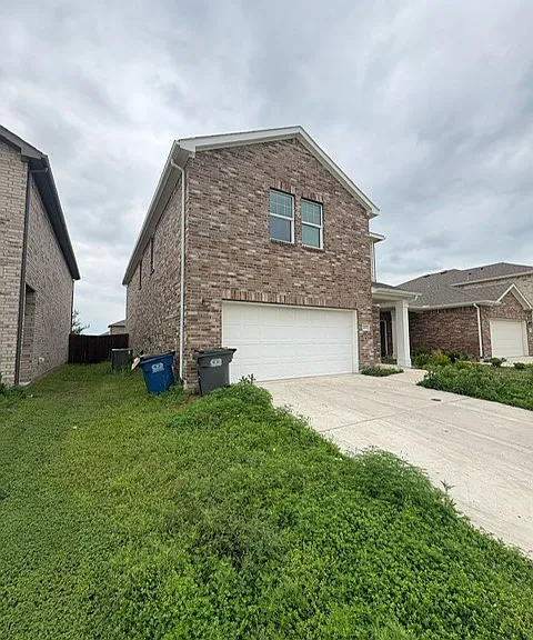 408 Forest St — Photo 17