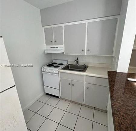 5th image of 4246 Seagrape Dr #1-5