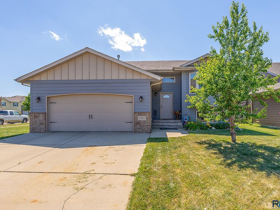 2521 S Lancaster Dr, Sioux Falls, SD 57106 Zillow