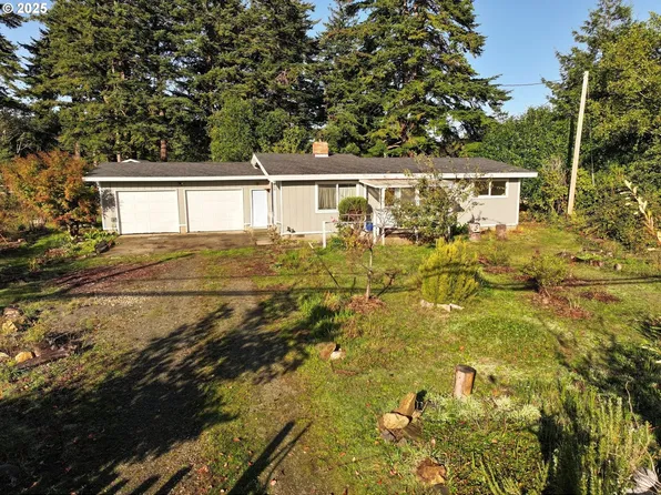 2537 Port Orford Loop Rd, Port Orford, OR 97465