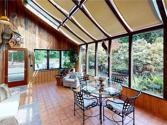 5th image of 17755 Suquamish Way NE
