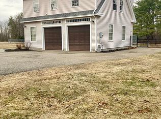 60 Remicks Ln, Kittery, ME 03904