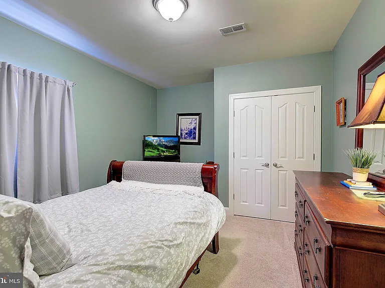3104 Lawrin Ct — Photo 36