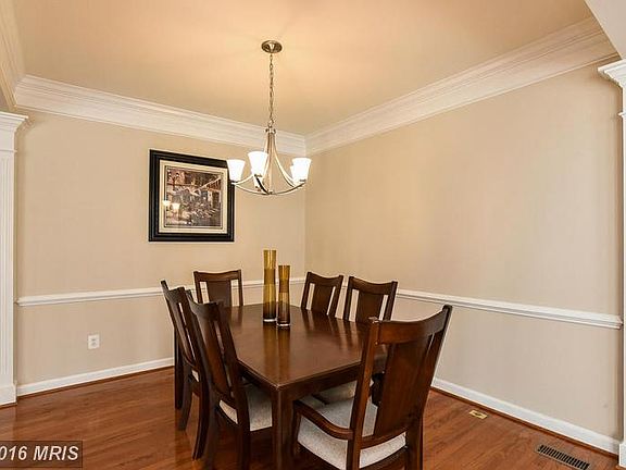 5th image of 8042 Samuel Wallis St