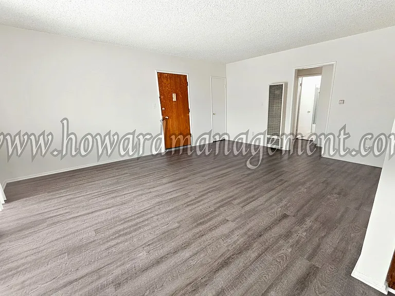 3637 Mentone — Photo 14