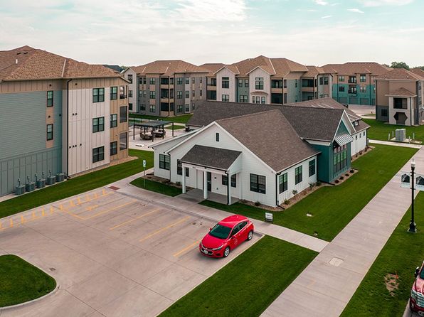 3486 Brecken St #106