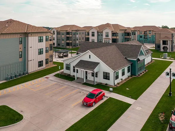 Legacy 34 Apartments at Prairie District
