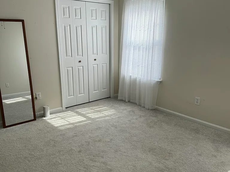 4110 Hickoryview Dr — Photo 9