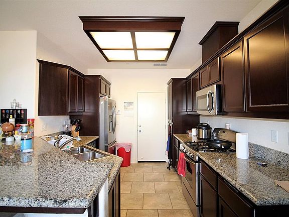 3rd image of 7493 Georgica Way