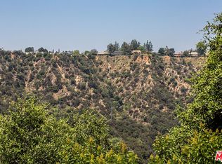 4145 Aralia Rd, Altadena, CA 91001