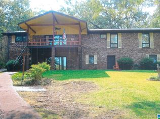 136 Hickory Ln, Pell City, AL 35128