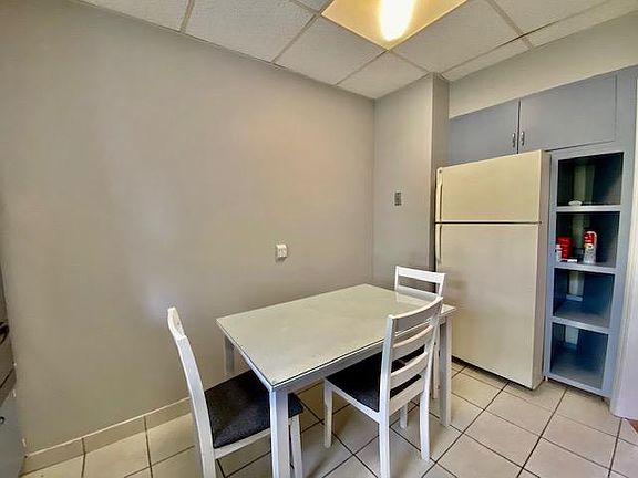 2nd image of 465 Broadway APT 2