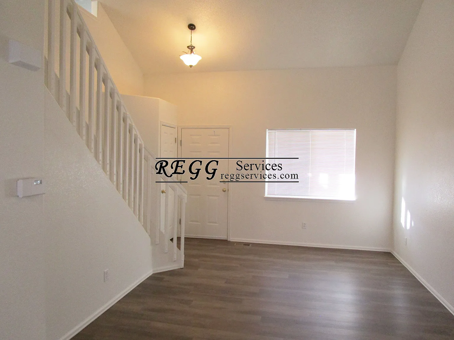 Private, Henderson — Photo 4