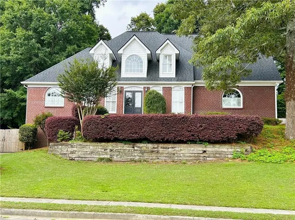 2730 Runnelwood Ln, Snellville, GA 30078