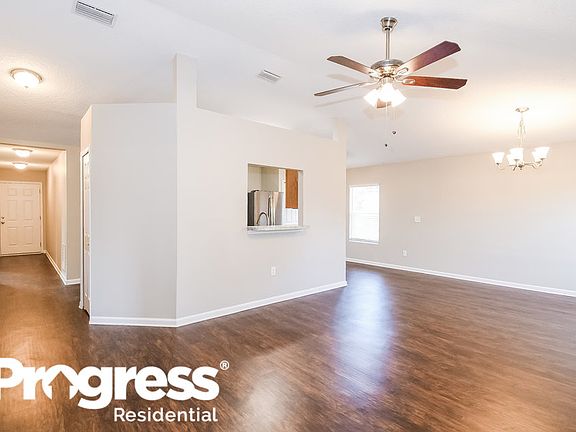 3rd image of 3049 Rogers Ave