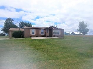 1791 27th Rd, Waverly, KS 66871