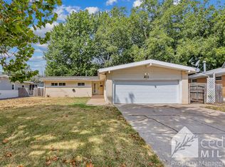 811 N Chipper Ln, Wichita, KS 67212
