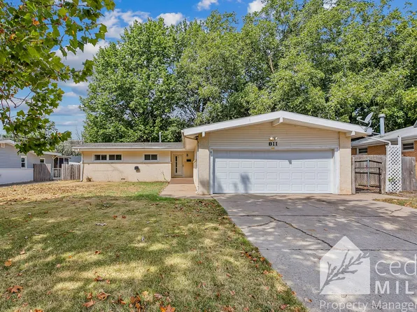 811 N Chipper Ln, Wichita, KS 67212