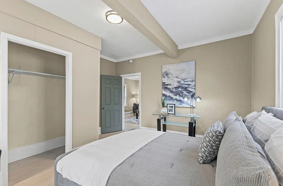 2 bed, 892 sqft, $1,700 — Photo 4