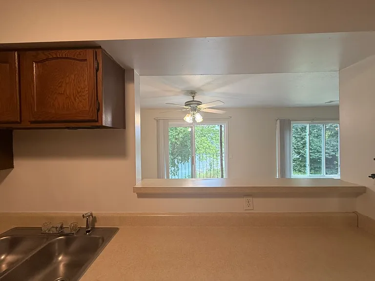 725 Keenway Cir #C — Photo 7