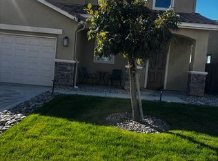 663 Pinelli Dr, Los Banos, CA 93635