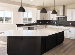 2017 Tamarack Rd, Carver, MN 55315