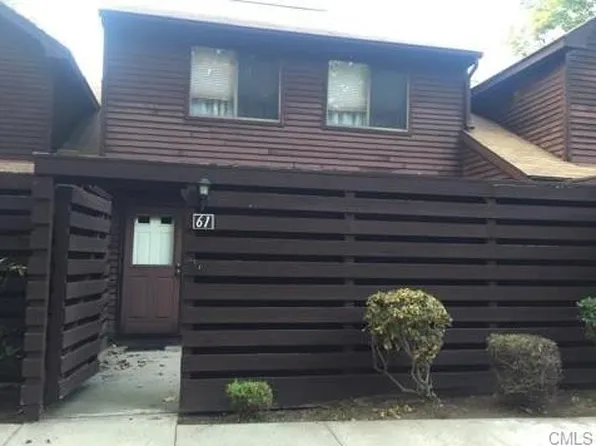 61 Trolley Cir, Milford, CT 06460