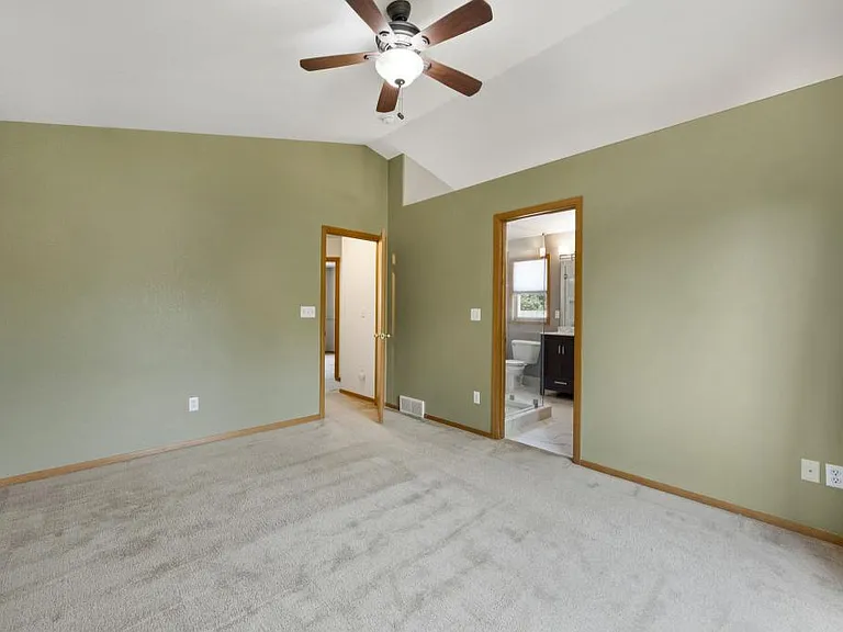 2456 Mary Beth Ct — Photo 11