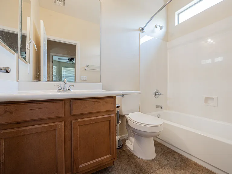 4418 W Hower Rd — Photo 15