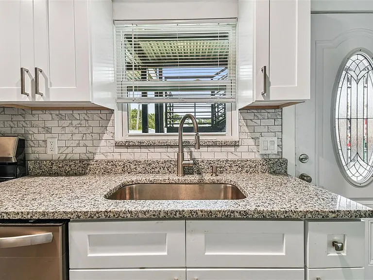 650 E Tarpon Ave #C1 — Photo 20