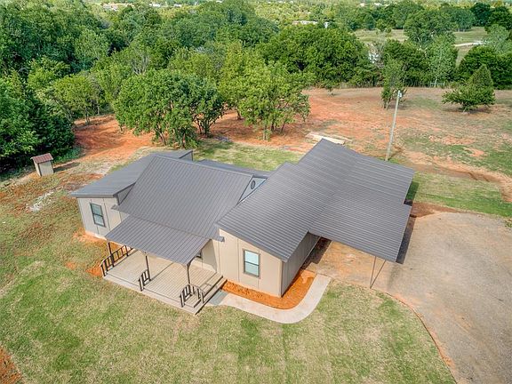 3rd image of 2092 County Road 1244