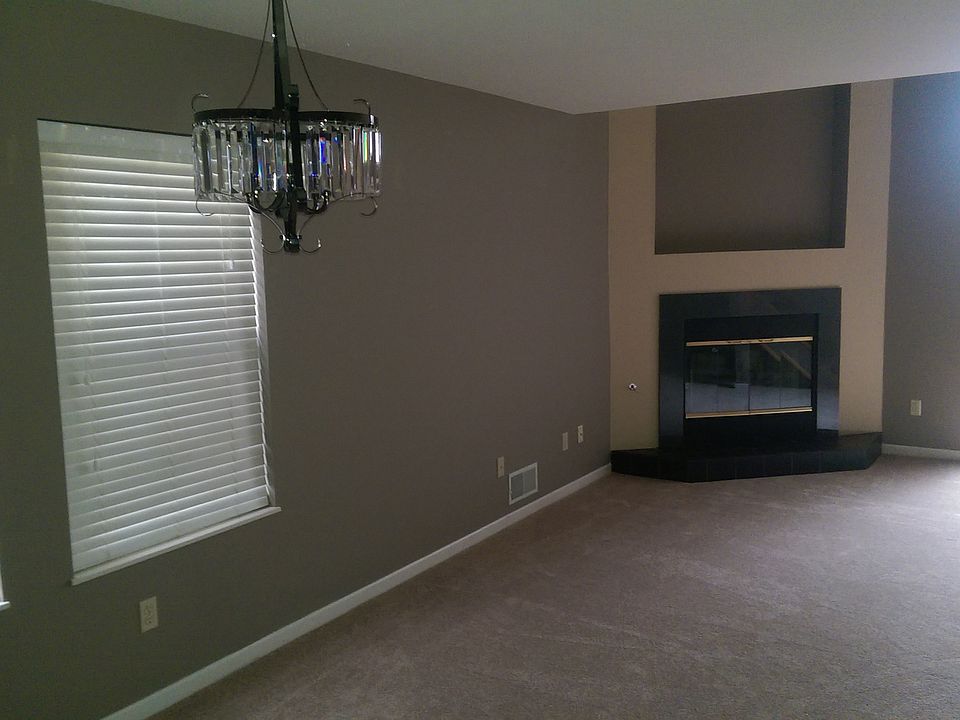 1st image of 361 N Bayshore Dr #1