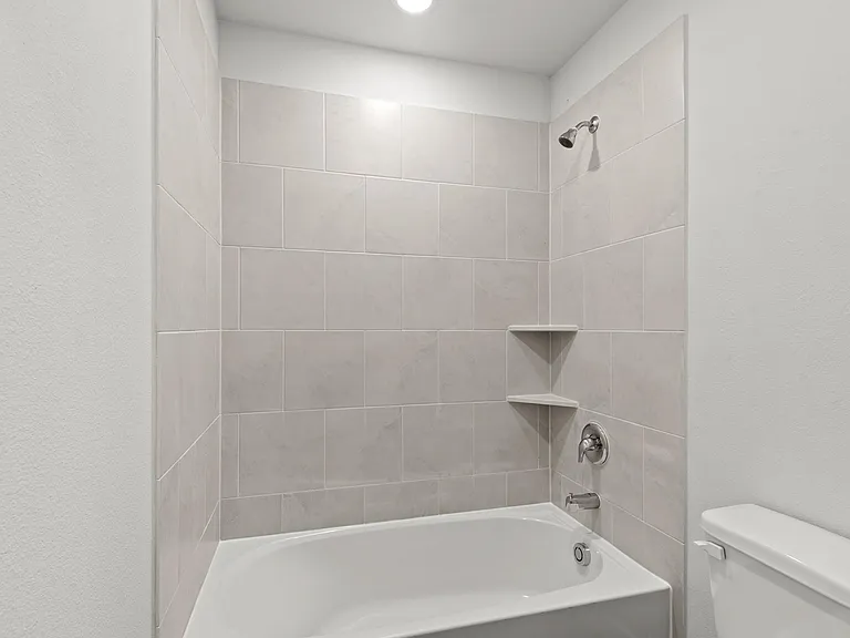 4003 Windy Whisper Dr — Photo 16