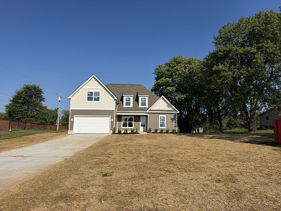 3rd image of 565 Hiwassee Rd