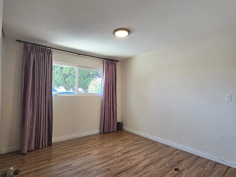 931 W Bainbridge Ave — Photo 11
