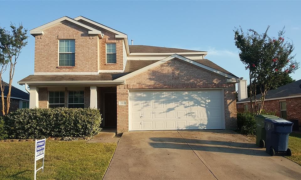 1st image of 3814 English Oak Dr
