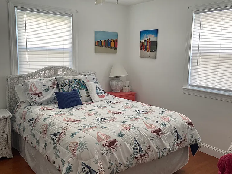 311 N Harding Ave #1 — Photo 3