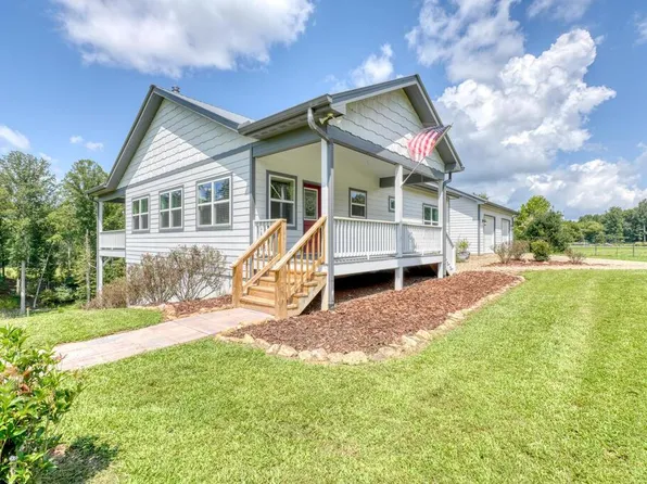 192 Flowers Dr, Blairsville, GA 30512