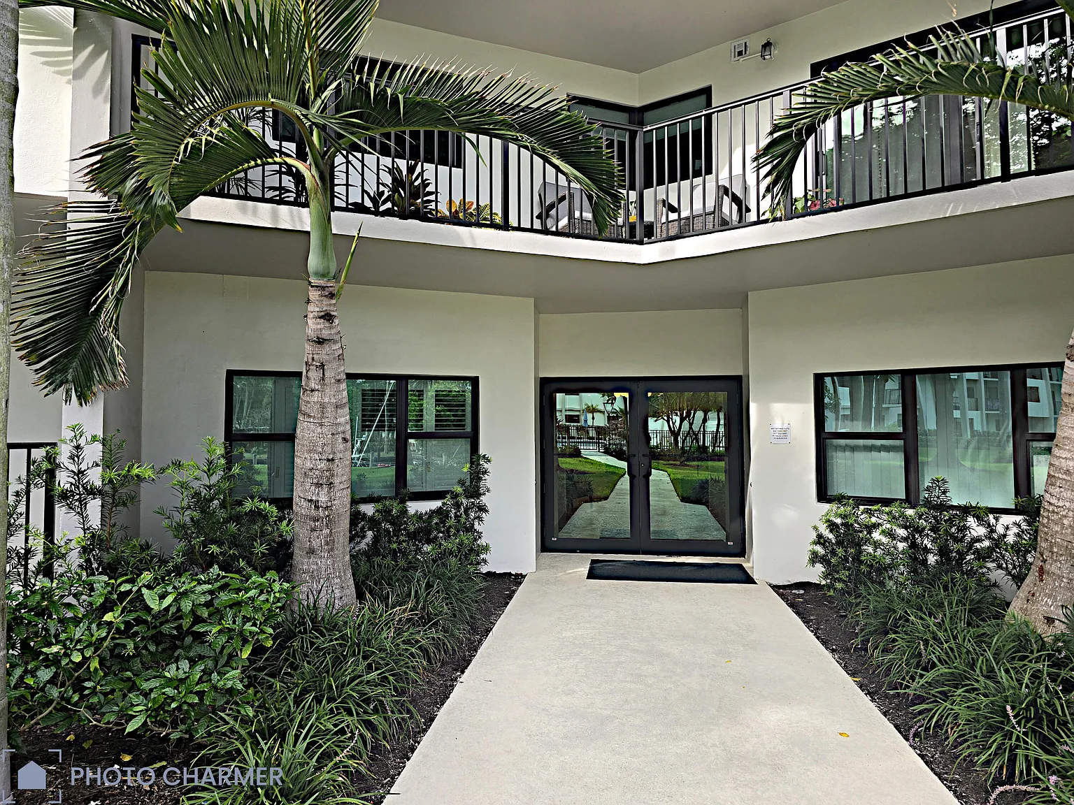 Studio, 1.0 bath, 650 sqft, $1,800 — Photo 4