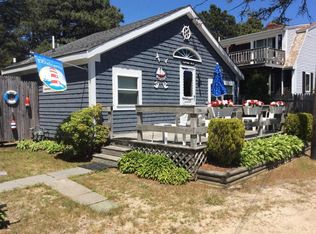 65 Glendon Rd, Dennis Port, MA 02639
