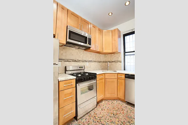 Sold by Stribling | media 17