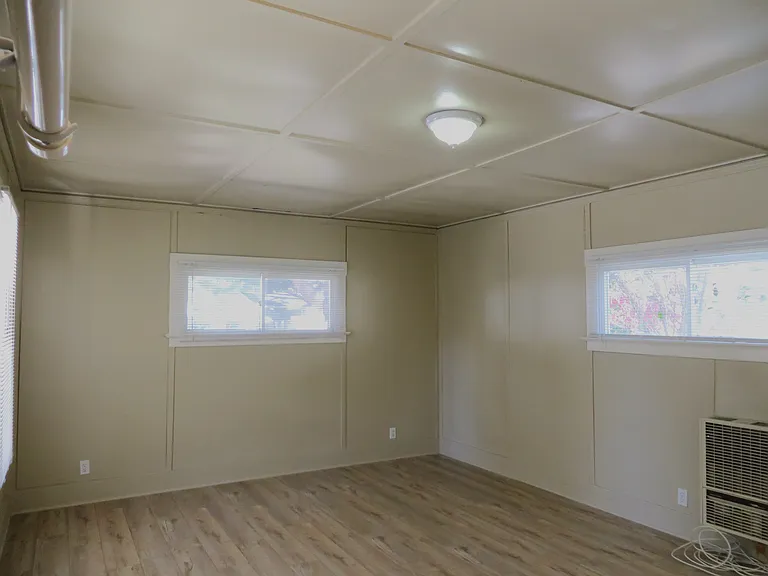 130 W De La Guerra St — Photo 18