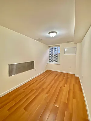 Rented by Waverly Realty Associates | media 36