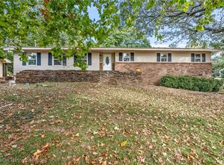 5 Old Greenwood Ln, Fort Smith, AR 72903