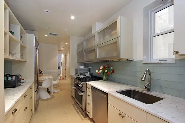 Sold by Corcoran | media 13