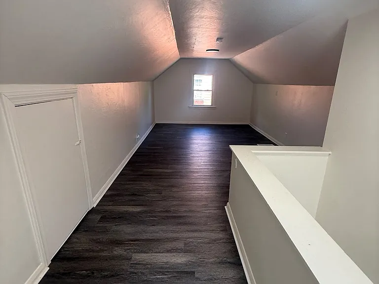 3155 Lincoln St — Photo 10