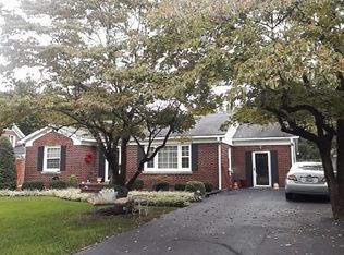 2618 Clays Mill Rd, Lexington, KY 40503