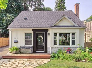 104 Mercer St, Hamilton, ON L9H 2N9