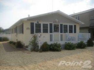222 W 13th St, Ship Bottom, NJ
