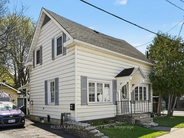 61 Tierney St N, Arnprior, ON K7S 2R8